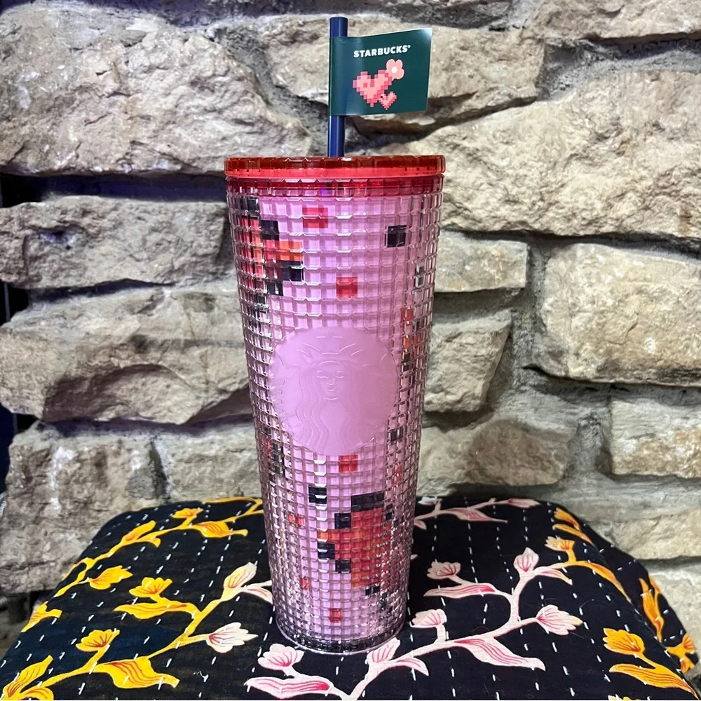 NWT STARBUCKS 2025 Valentine's Day Cold Cup with Lid and Straw 24oz 709ML